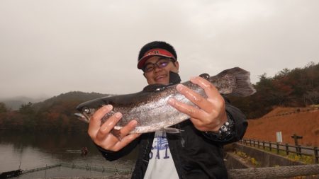 フィッシングレイクたかみや 釣果