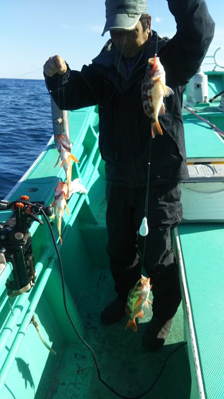 モンロー号 釣果