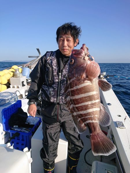 エンペラー 釣果