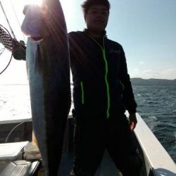 ファイヤードルフィン 釣果