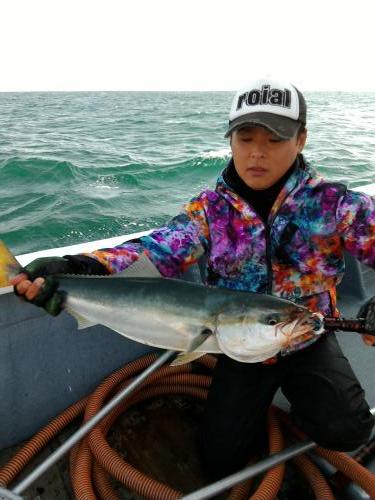 ファイヤードルフィン 釣果