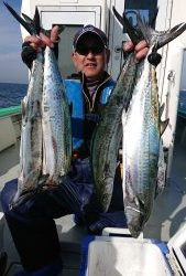 ＫＯＮＡＹＡｰＭＡＲＵ（こなや丸） 釣果