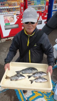 和歌山マリーナシティ釣り公園 釣果