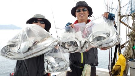 遊漁船 ニライカナイ 釣果