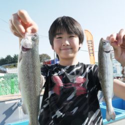 としまえんフィッシングエリア 釣果