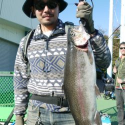 としまえんフィッシングエリア 釣果