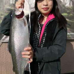 としまえんフィッシングエリア 釣果