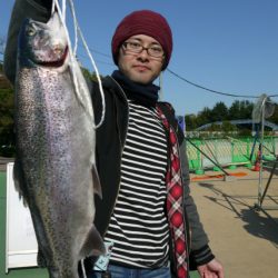 としまえんフィッシングエリア 釣果