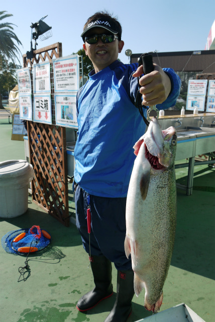 としまえんフィッシングエリア 釣果