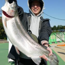 としまえんフィッシングエリア 釣果