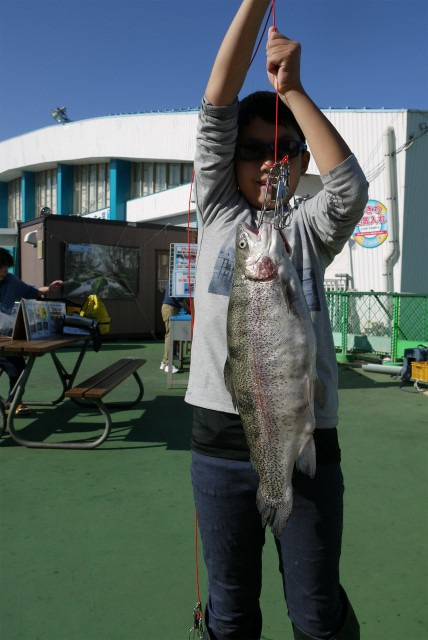 としまえんフィッシングエリア 釣果