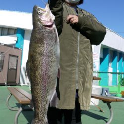 としまえんフィッシングエリア 釣果