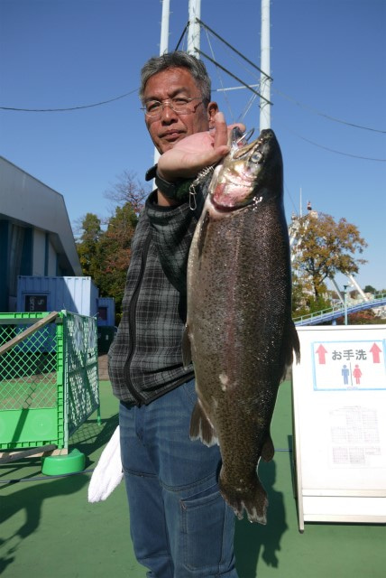 としまえんフィッシングエリア 釣果