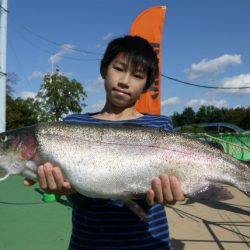 としまえんフィッシングエリア 釣果