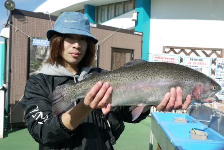 としまえんフィッシングエリア 釣果