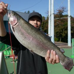 としまえんフィッシングエリア 釣果