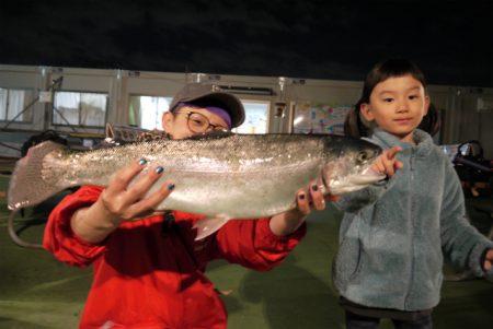 としまえんフィッシングエリア 釣果