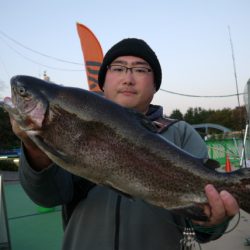 としまえんフィッシングエリア 釣果