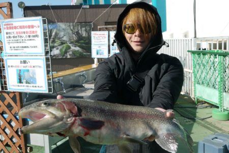 としまえんフィッシングエリア 釣果