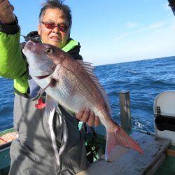 真祐丸 (しんゆうまる) 釣果