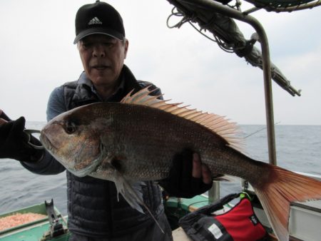 真祐丸 (しんゆうまる) 釣果