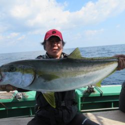 真祐丸 (しんゆうまる) 釣果