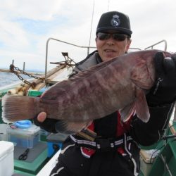 真祐丸 (しんゆうまる) 釣果