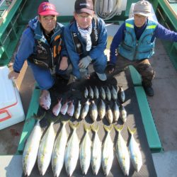 真祐丸 (しんゆうまる) 釣果