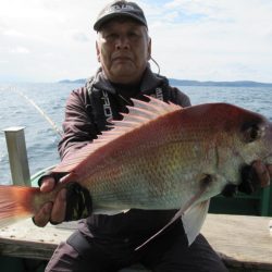 真祐丸 （しんゆうまる） 釣果