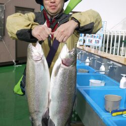 としまえんフィッシングエリア 釣果