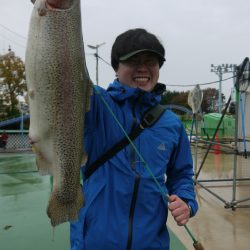 としまえんフィッシングエリア 釣果