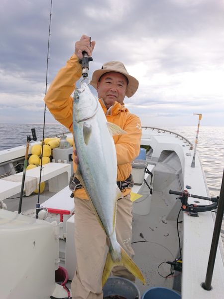 エンペラー 釣果