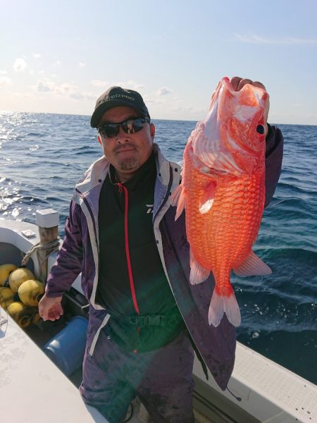 エンペラー 釣果