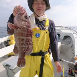 エンペラー 釣果