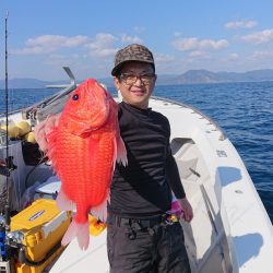 エンペラー 釣果