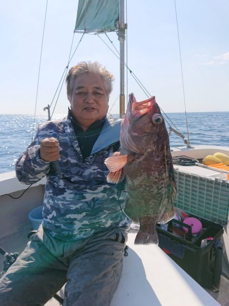 エンペラー 釣果