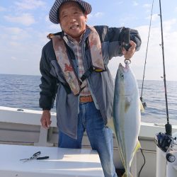 エンペラー 釣果