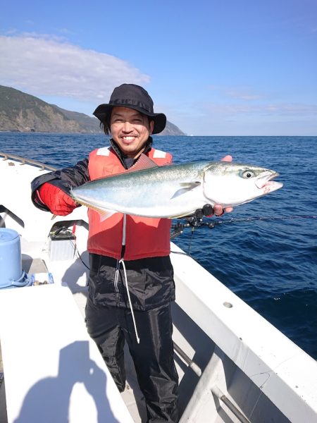 エンペラー 釣果