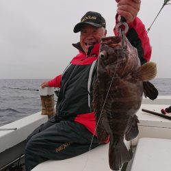 エンペラー 釣果