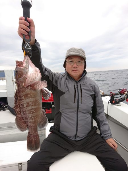 エンペラー 釣果