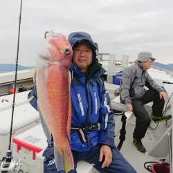 エンペラー 釣果