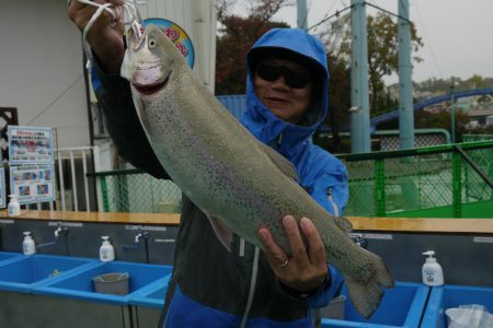 としまえんフィッシングエリア 釣果
