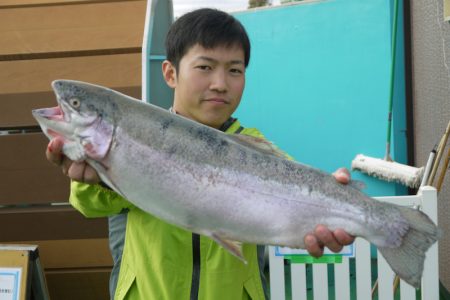 としまえんフィッシングエリア 釣果