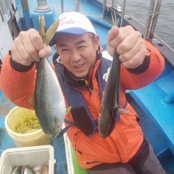 丸万釣船 釣果