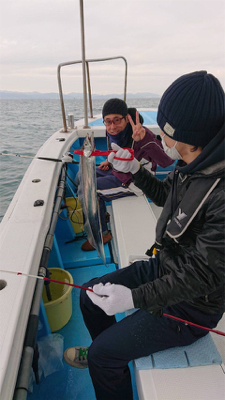 激寒で激渋のタチウオ釣り