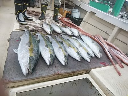 大物釣果速報！●光義丸：平戸市早福港