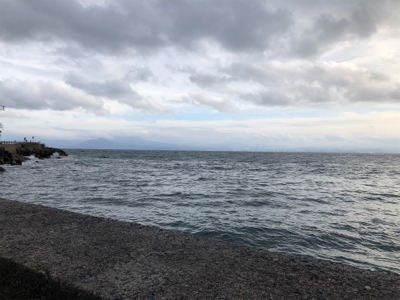 美保関先客が居たので…