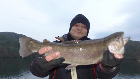 フィッシングレイクたかみや 釣果