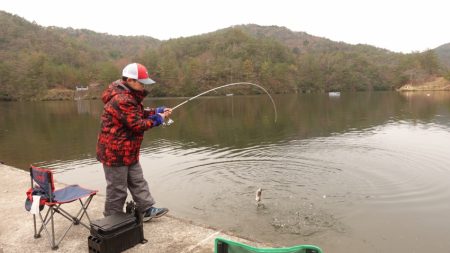 フィッシングレイクたかみや 釣果