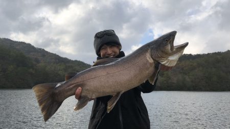 フィッシングレイクたかみや 釣果